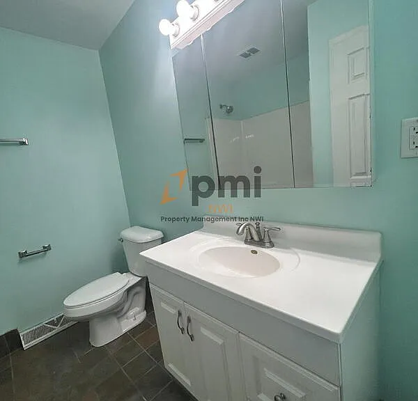 2353-2355 Hickory St #2353 HICKORY ST — Photo 9