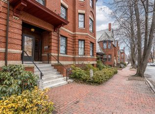 94 Neal St APT 1S, Portland, ME 04102