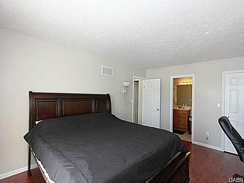 3rd image of 2350 Fieldstone Cir #2350