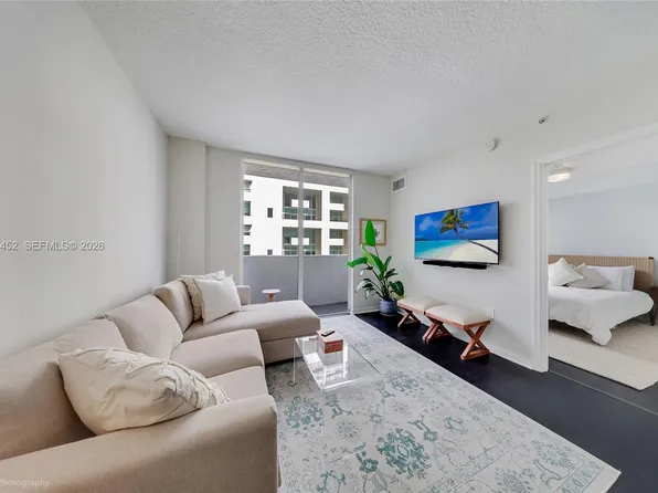 115 SW 11th St APT 505, Miami, FL 33130