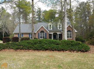 200 Jay Trl, Fayetteville, GA 30215