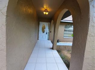 919 Roosevelt Ave, Lehigh Acres, FL 33936