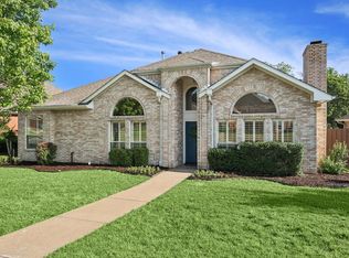 1915 Diamond Ridge Dr, Carrollton, TX 75010