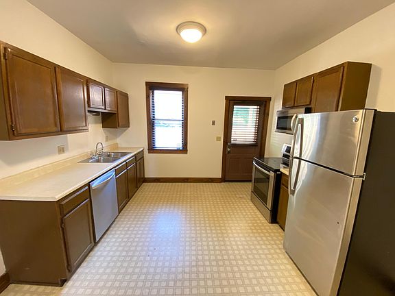 5th image of 35 E 2nd Ave