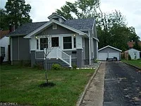 190 Kenmore Ave SE photo 1
