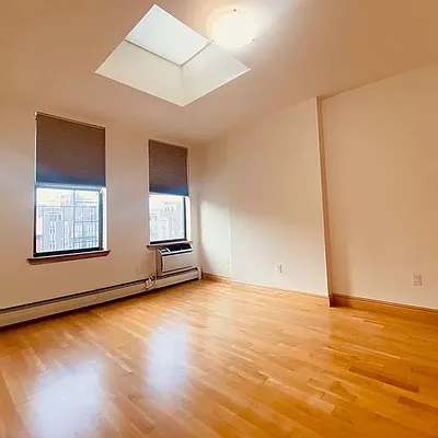 Rented by Oxford Property Group | media 1