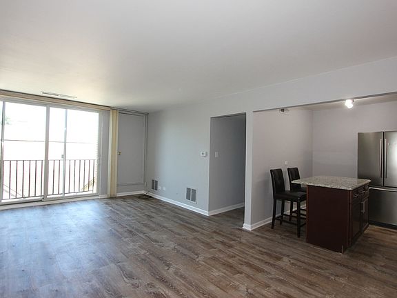 5th image of 333 S East Ave APT 409