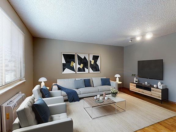 2nd image of 1201 Columbine St APT 106