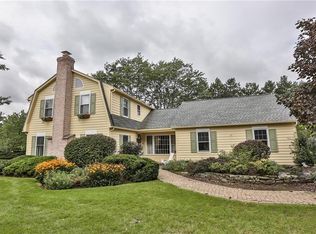 150 Drumlin View Dr, Mendon, NY 14506