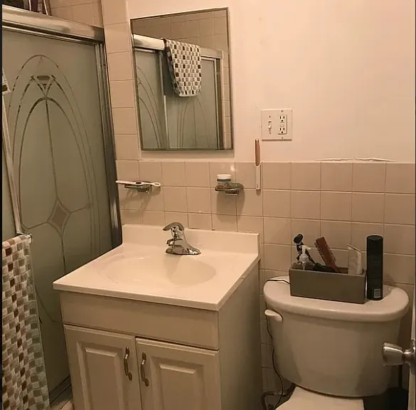 452 W 22nd St #4B — Photo 11