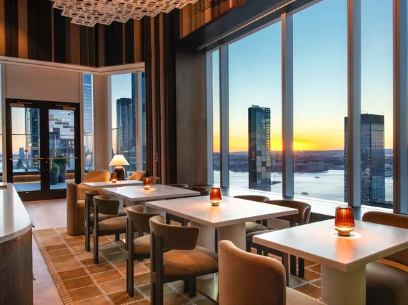 550 10th Avenue image 24 of 24