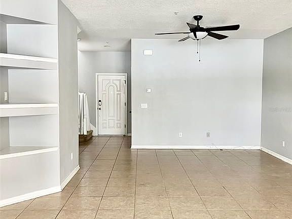 4th image of 2568 Passamonte Dr #9D