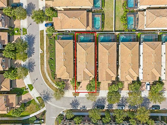 4th image of 9026 Rhodes St