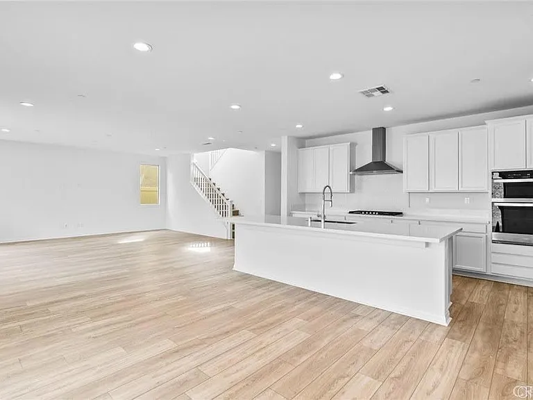 34036 Burcham Ln — Photo 3