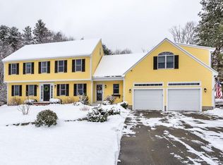 45 Chapelgate Rd, Canton, MA 02021
