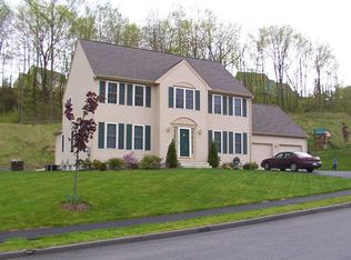8 Seton Dr, Shrewsbury, MA 01545