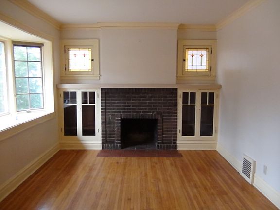 4th image of 5855 N Kenton Ave
