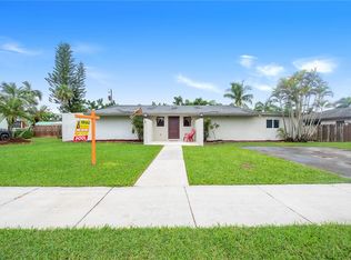 435 NW 18th St, Homestead, FL 33030