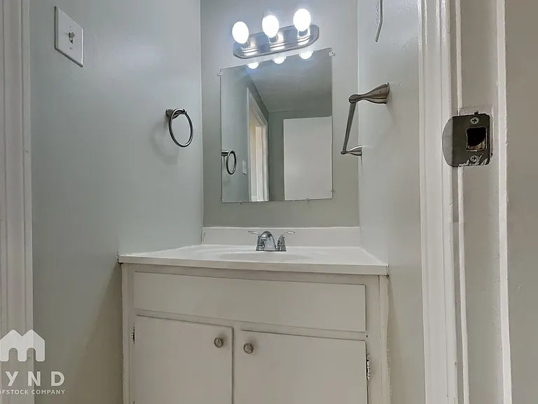 2888 Baywood Dr — Photo 14
