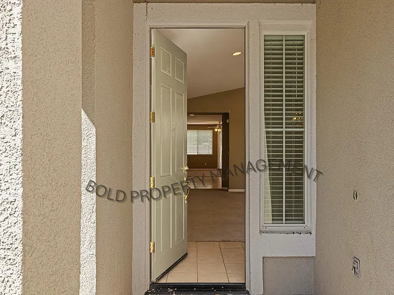 20617 Sarazen Pl — Photo 2