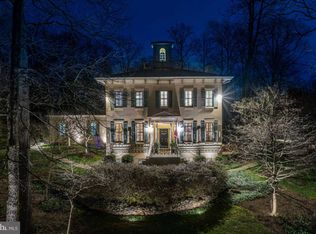 803 Crews Rd, Great Falls, VA 22066