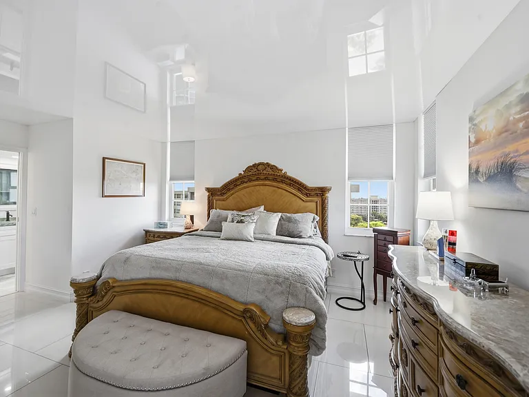 4015 W Palm Aire Dr #1001 — Photo 21