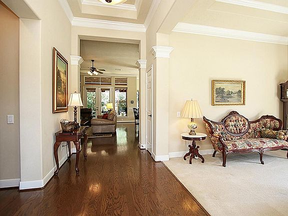5th image of 5239 Colonial Park Ln
