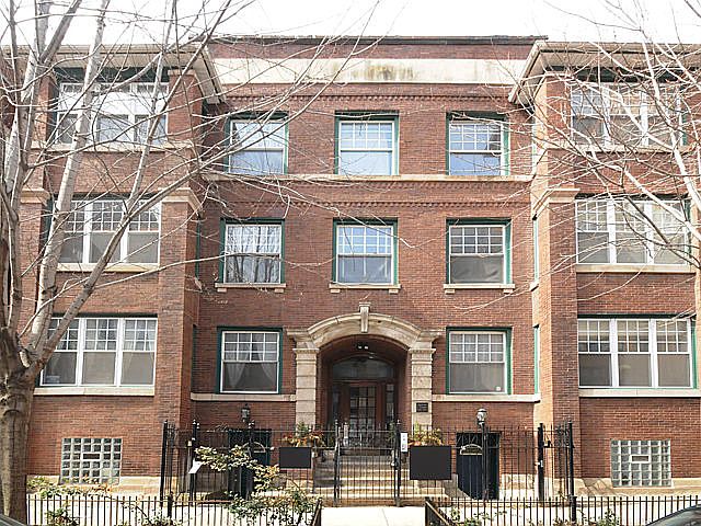 1st image of 6164 N Winthrop Ave APT 1N