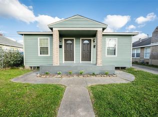 1719 Lombardy St, Houston, TX 77023