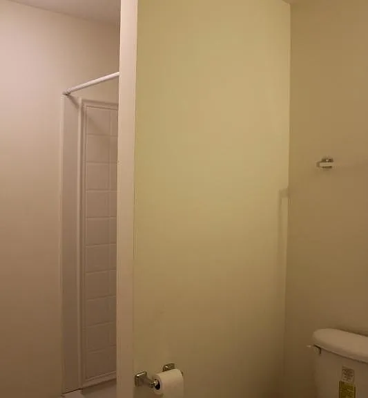1524 W Glenlake Ave #5B — Photo 4