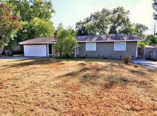 3551 W Country Club Ln, Sacramento, CA