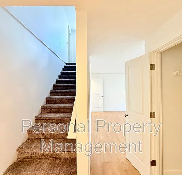 16900 NE 22nd St — Photo 21