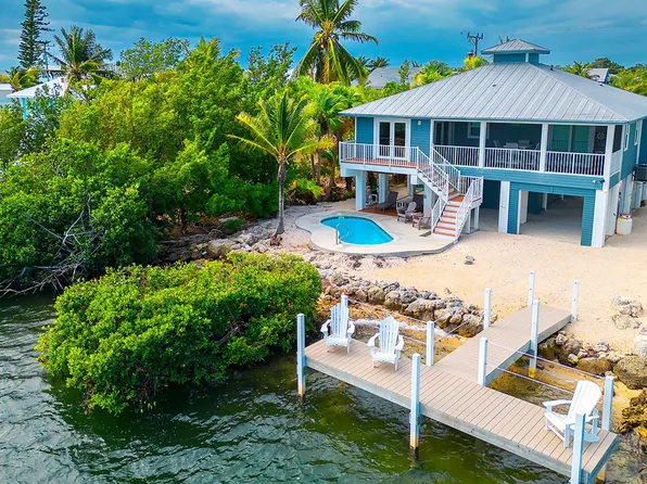 511 W Indies Dr, Ramrod Key, FL 33042