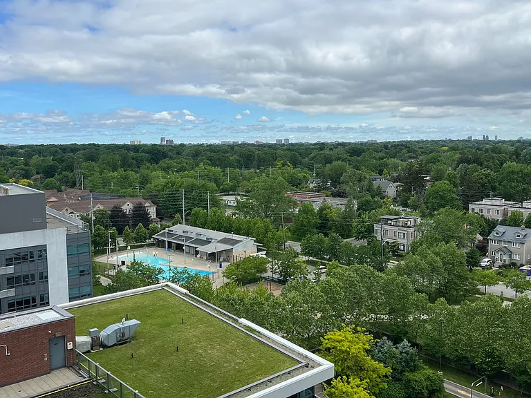 1 Hurontario St #1108 — Photo 38
