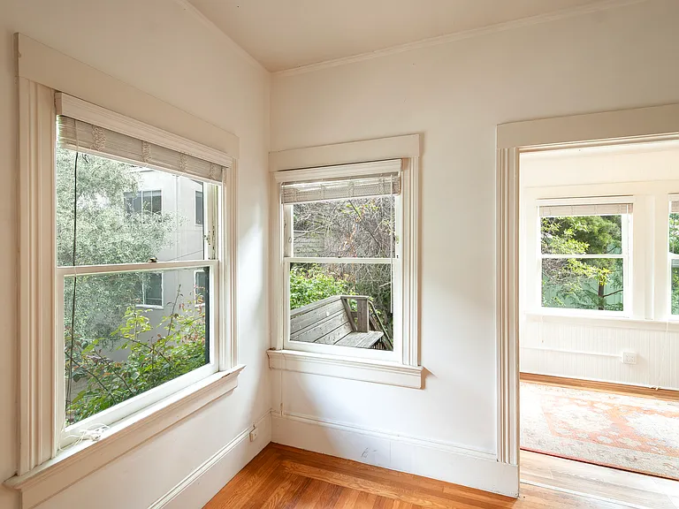 2208 Ward St #C — Photo 6