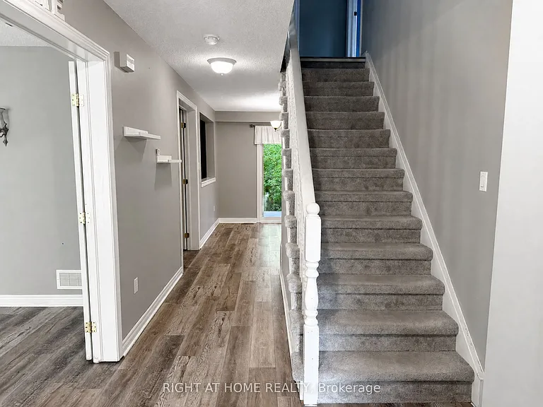 890 Guildwood Blvd — Photo 16