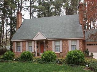 4105 Darlington Pl, Raleigh, NC 27612