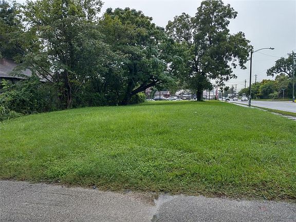 2nd image of 6902 Avenue U