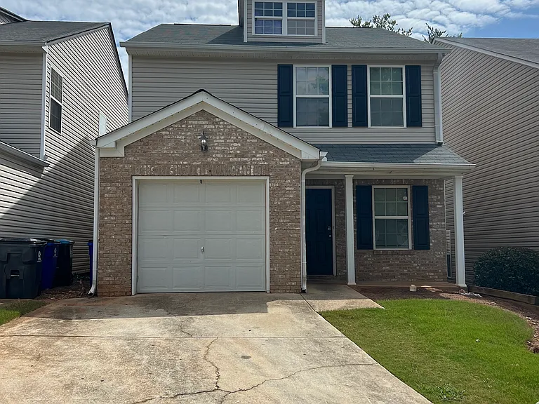 188 Alton Cir — Photo 2