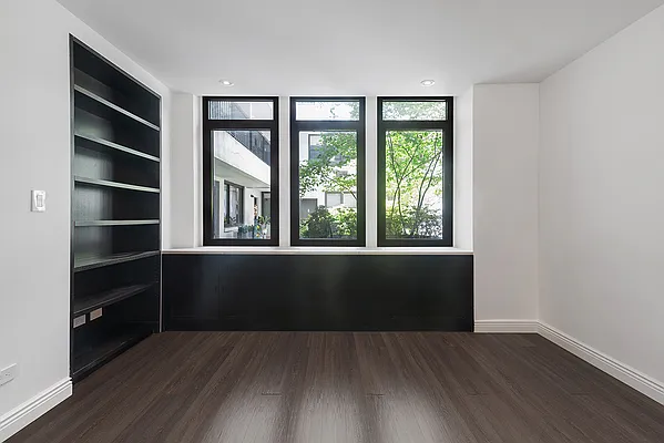 Sold by Owner | media 22