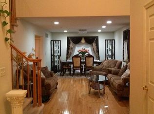 35 Canal View Dr, Lawrence Township, NJ 08648