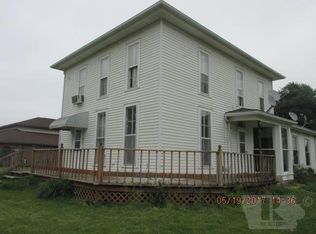 106 S Main St, Danville, IA 52623