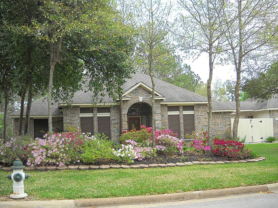 1st image of 1440 River Oaks Dr