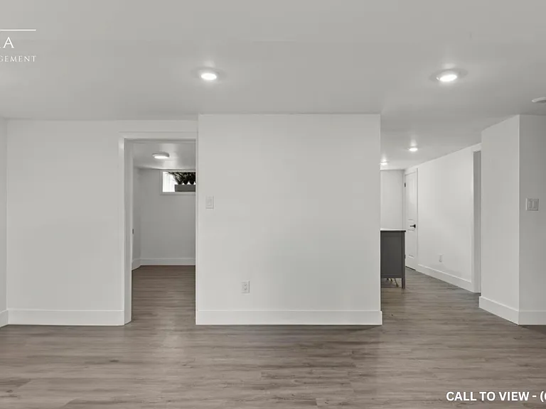 99 Wellington St E #2 — Photo 5