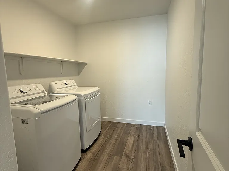 6058 W Flint Way — Photo 14