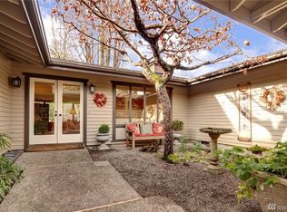 2215 80th Ave SE, Mercer Island, WA 98040