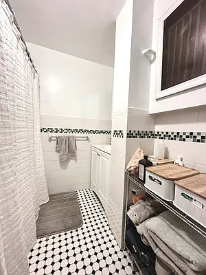 Rented by Native Real Estate LLC | media 15