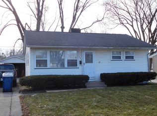 525 Glenview Ave, Aurora, IL 60505