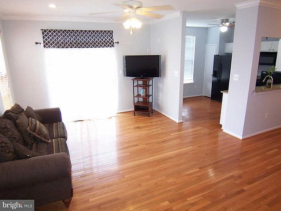 5th image of 44174 Mossy Brook Sq