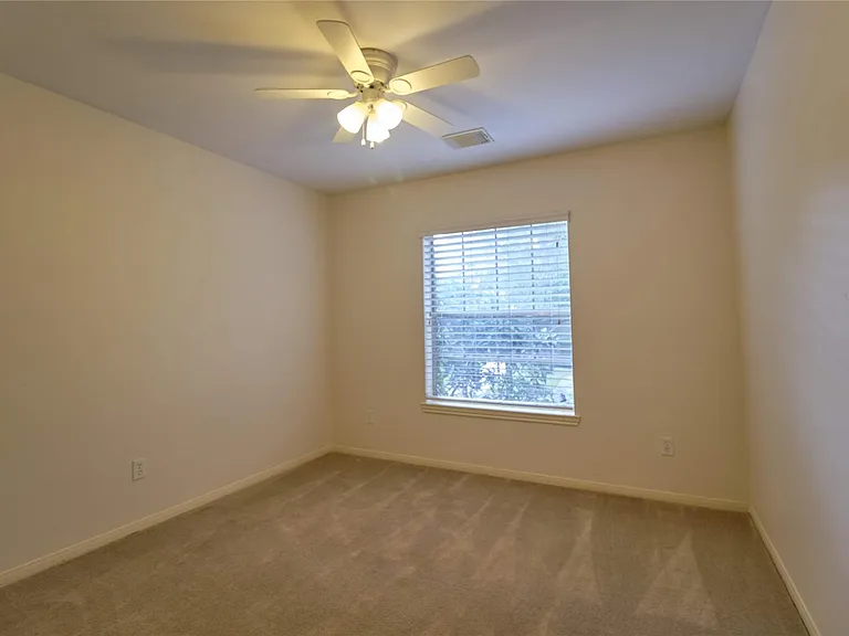 4511 Chestnut Meadow Dr — Photo 19